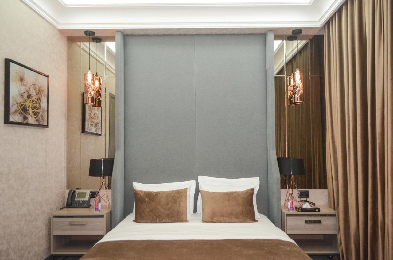 Home Boutique Hostel บากู ภายนอก รูปภาพ