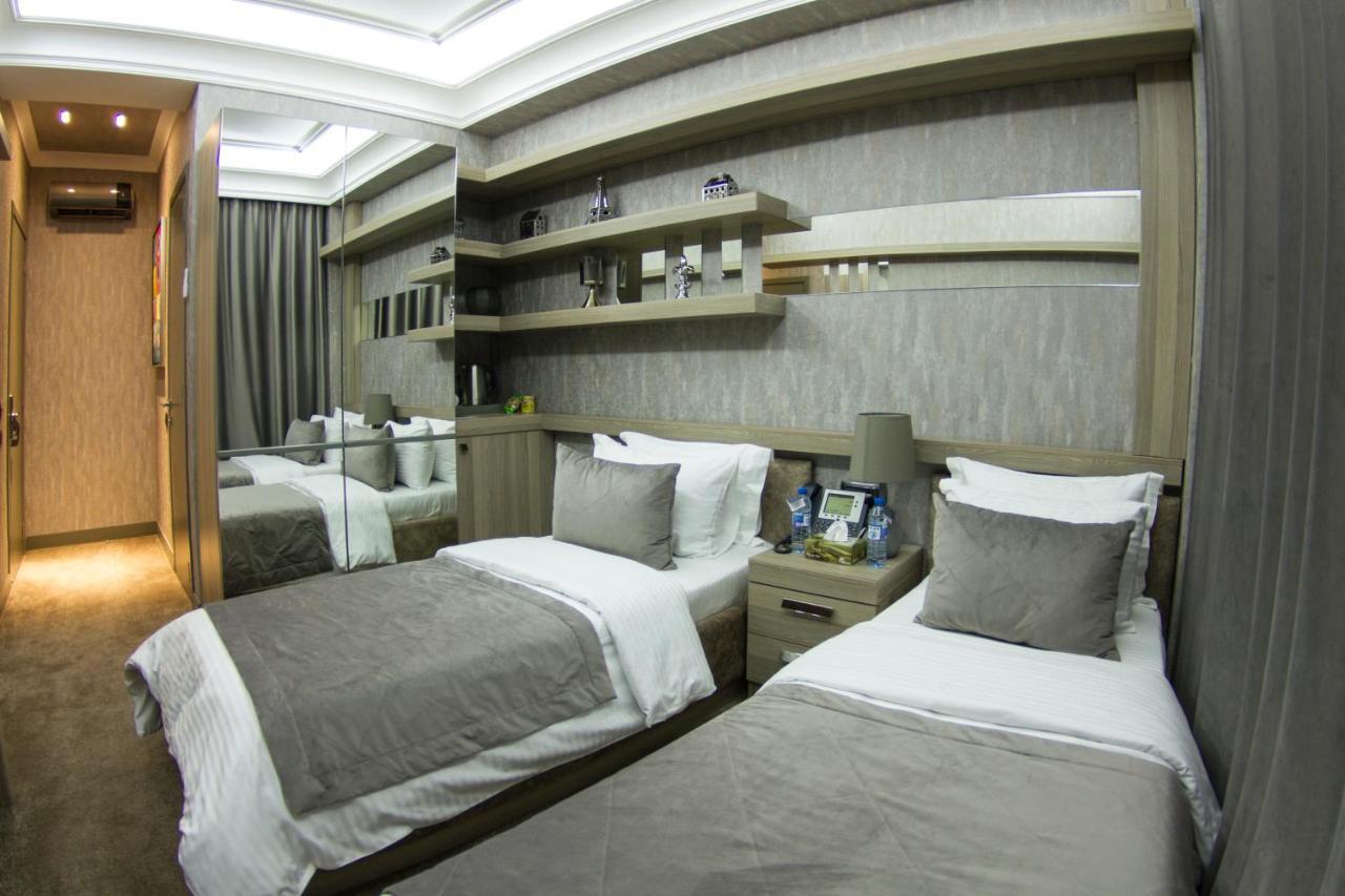 Home Boutique Hostel บากู ภายนอก รูปภาพ