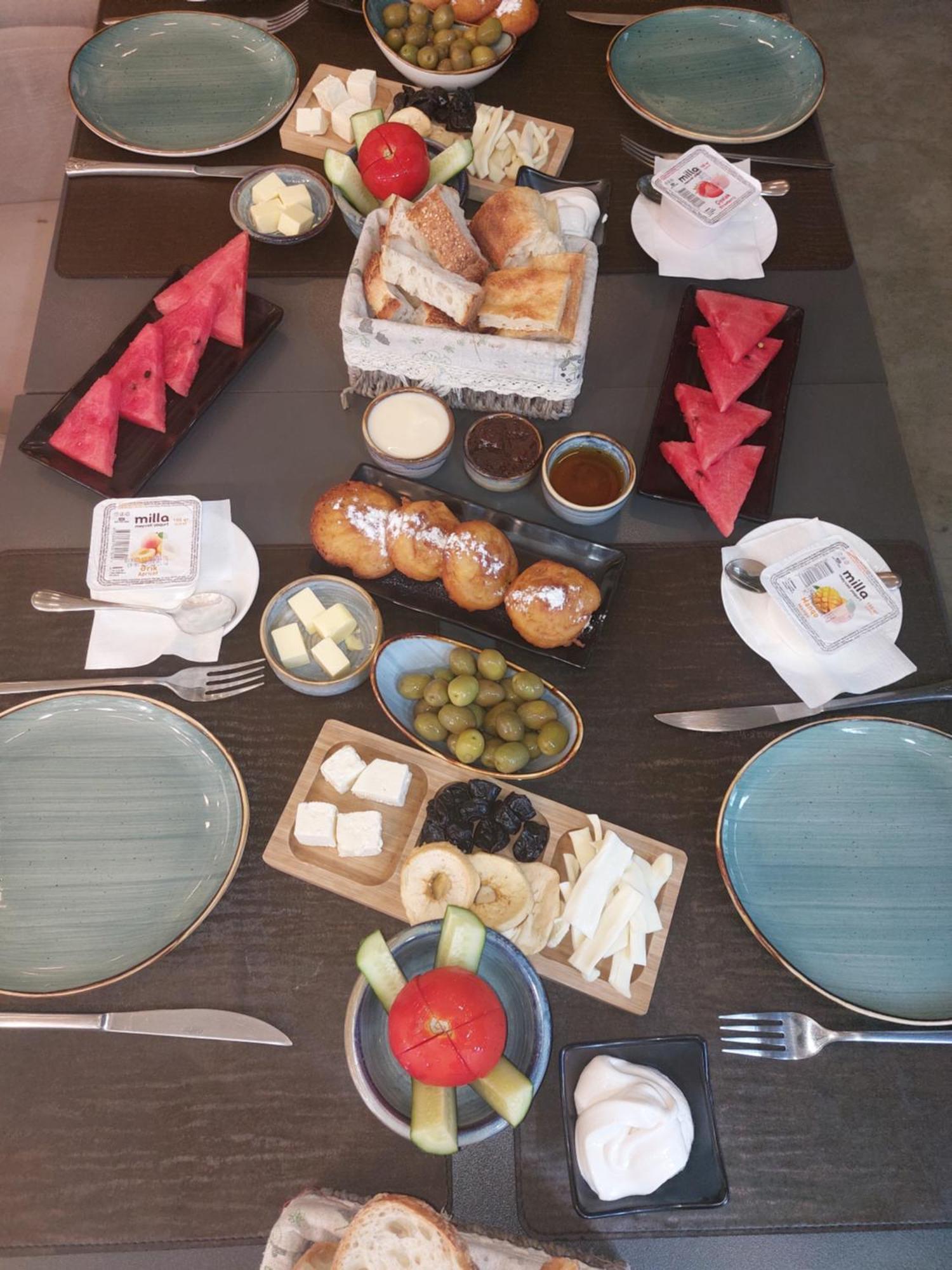 Home Boutique Hostel บากู ภายนอก รูปภาพ